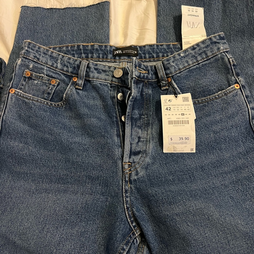 Zara straight hi-rise crop length jeans
